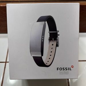 Fossil smart bracelet